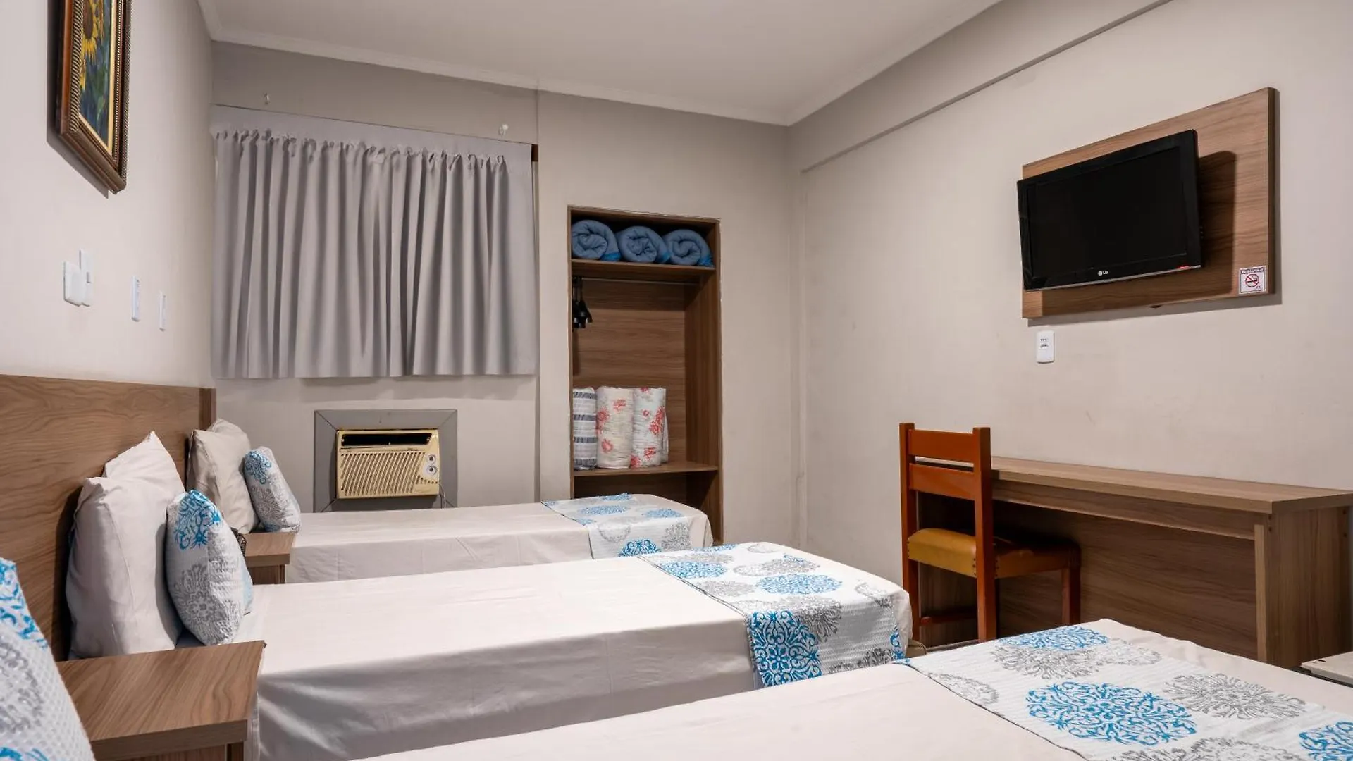 Plaza Hotel São José dos Campos 2*,